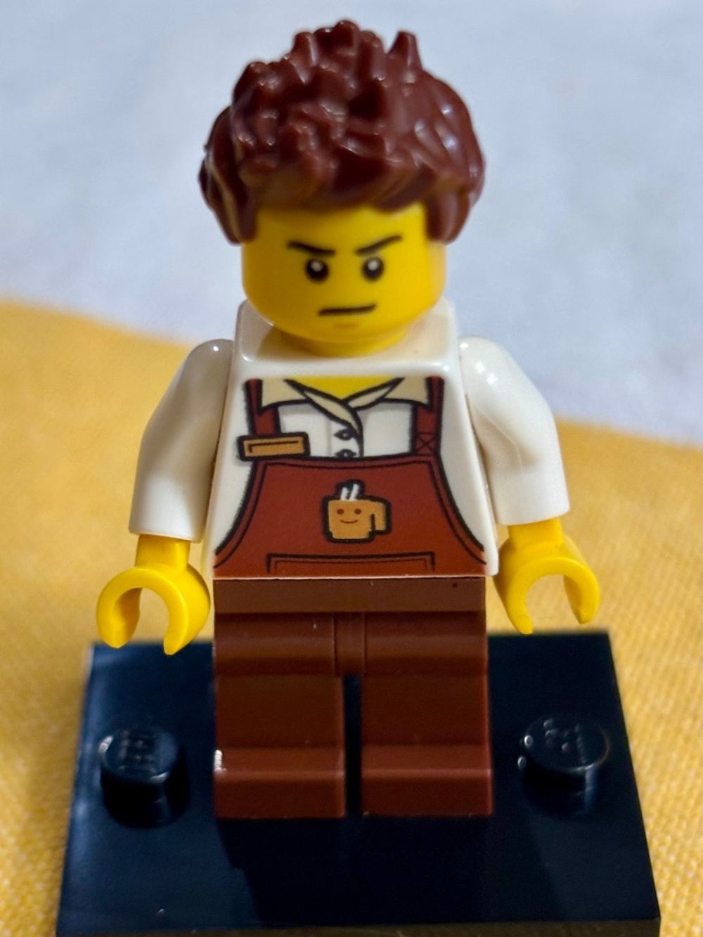 LEGO HIDDEN SIDE hs024 "Rocky" with stand. LIKE NEW!